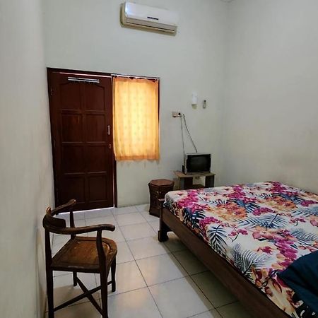 Hotel Metro Kudus Tanggulangin 外观 照片